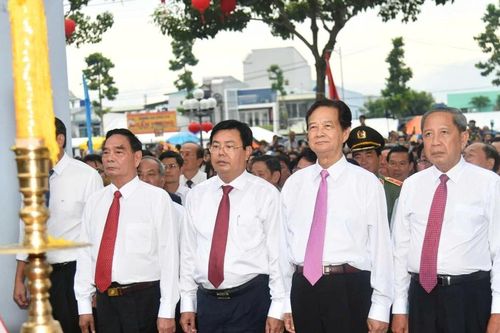 Dâng hương tưởng niệm 157 năm ngày Anh hùng dân tộc Nguyễn Trung Trực hy sinh