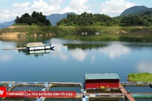 Người đàn ông mất tích khi ra uống bia tại nhà bè trên hồ