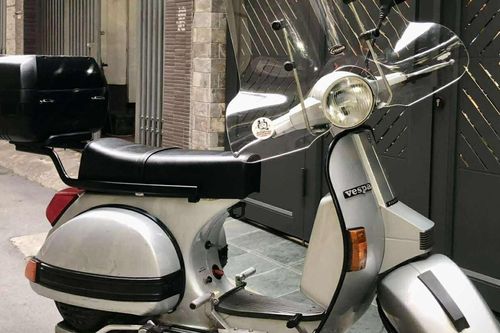 Vespa PX150E 1995, xe cổ 30 năm tuổi giá đắt gấp đôi Honda SH