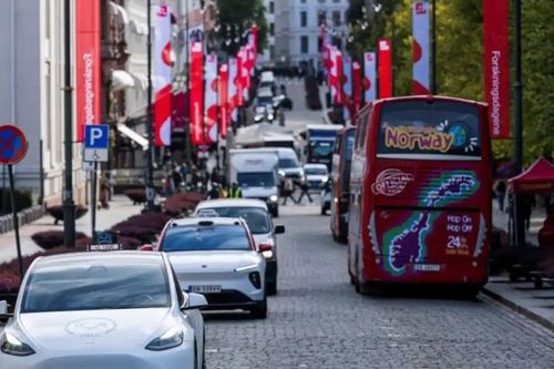Tesla Model Y tiêu chuẩn tại Na Uy 2026 trước thềm VAT mới
