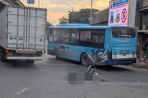 Thương tâm nữ sinh lớp 9 ở Hà Nội tử vong trên đường đi học sau va chạm với xe tải