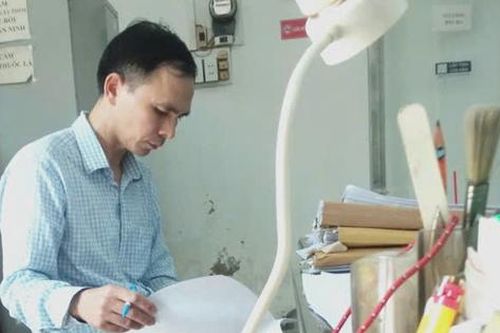 Tạm giam cha ruột xâm hại 2 con gái