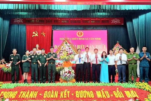 Đại hội đại biểu Hội CCB xã Tân Ninh lần thứ I