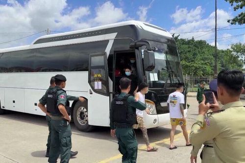 Campuchia bàn giao 59 công dân cho Hàn Quốc
