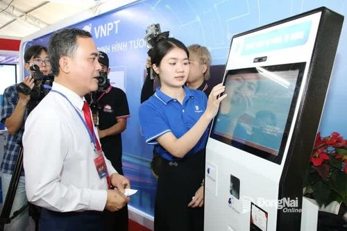 Phát triển hạ tầng đô thị, hạ tầng công nghệ, hạ tầng số