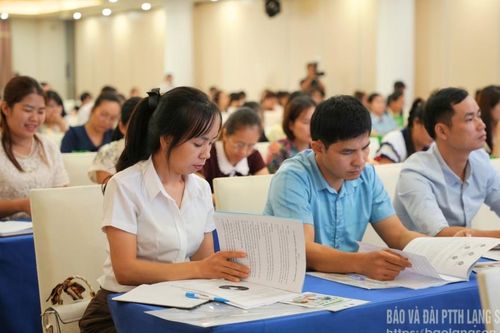 100 học viên được tập huấn kiến thức Nha học đường