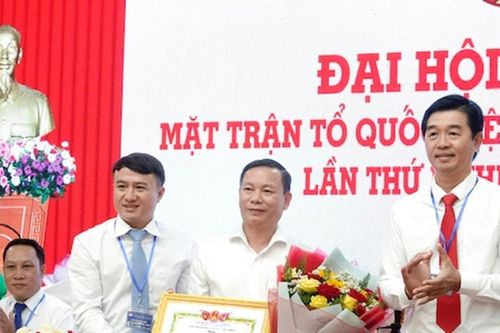'Ðảng viên đi trước, làng nước theo sau' ở phường Phú Thủy