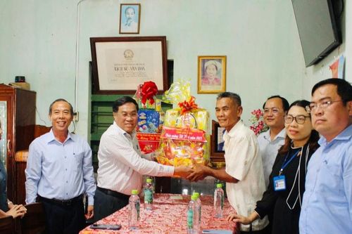 Phó Chủ tịch UBND tỉnh Lâm Đồng Võ Ngọc Hiệp chúc Tết Katê tại xã Hồng Thái và Bắc Bình