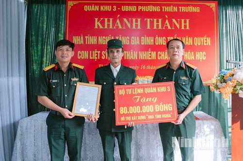Khánh thành nhà tình nghĩa tặng gia đình thân nhân liệt sĩ ở phường Thiên Trường