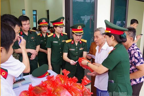 Tự hào nữ quân nhân