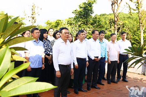 Văn phòng Trung ương Đảng tri ân tại xã Bình Thành