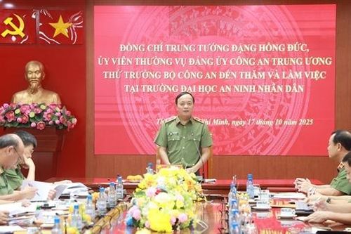 Đầu tư cơ sở vật chất cần tập trung, có trọng tâm, trọng điểm phù hợp từng giai đoạn