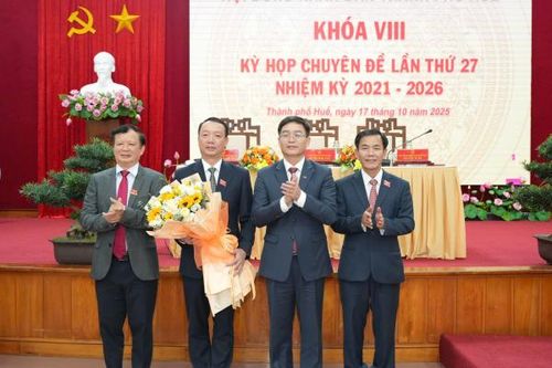 Đồng chí Phan Thiên Định được bầu làm Chủ tịch UBND TP Huế