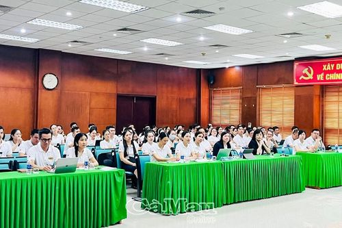Thúc đẩy tinh thần cống hiến của người lao động
