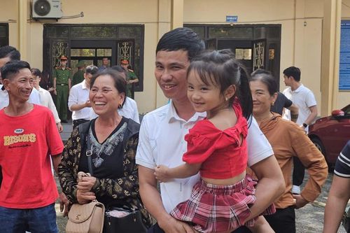 Vụ 'Gà lôi trắng': Tòa miễn trách nhiệm hình sự cho anh Thái Khắc Thành