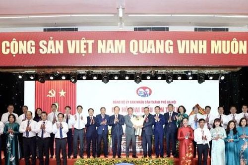 Đảng bộ UBND thành phố Hà Nội: Phát huy vai trò lãnh đạo toàn diện trong xây dựng chính quyền kiến tạo