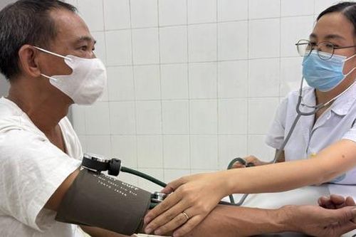 Rối loạn tuyến thượng thận: 'bệnh ẩn' khiến người cao tuổi kiệt sức