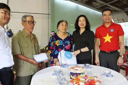 Ngành y tế triển khai nhiều hoạt động thiết thực hưởng ứng các phong trào thi đua yêu nước