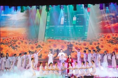 Bệnh viện Hữu nghị Việt Tiệp đón nhận Huân chương Lao động hạng Nhất lần thứ ba
