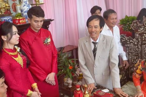 Màn trao hồi môn gây sốt của đại gia nuôi chồn Vĩnh Long cho con gái