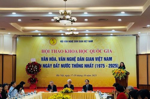 Bảo tồn văn nghệ dân gian Việt Nam sau 50 năm thống nhất đất nước