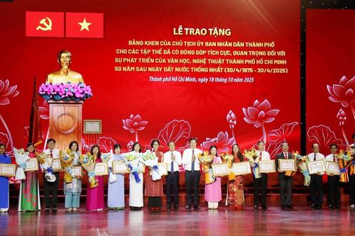 50 năm văn học, nghệ thuật đồng hành cùng sự phát triển của Thành phố Hồ Chí Minh