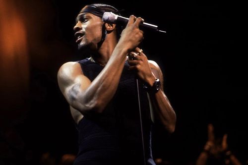 D'Angelo - Cuộc đời là hành trình tìm sâu trong âm nhạc