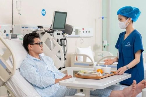Nâng cao chất lượng điều dưỡng, hướng tới cá thể hóa trong chăm sóc, điều trị