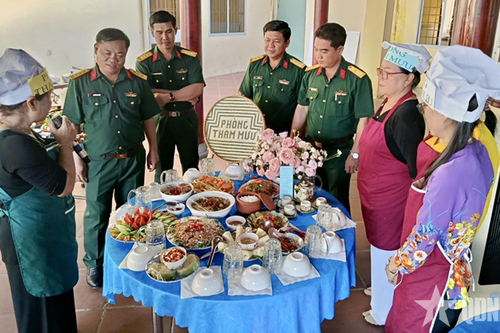 Hội thi nấu ăn 20-10 lan tỏa yêu thương