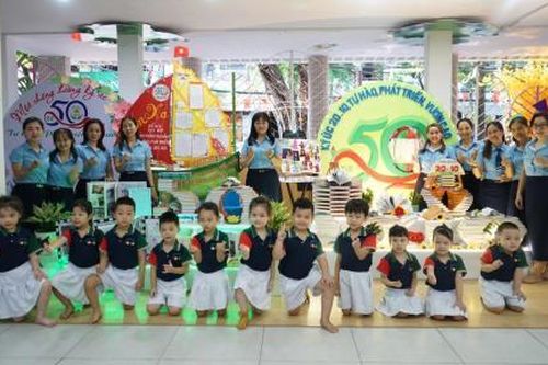 Nửa thế kỷ 'ươm mầm xanh' giữa lòng thành phố