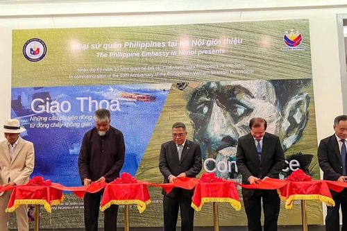 'Giao thoa' hai nền mỹ thuật Việt Nam và Philippines tại Hà Nội