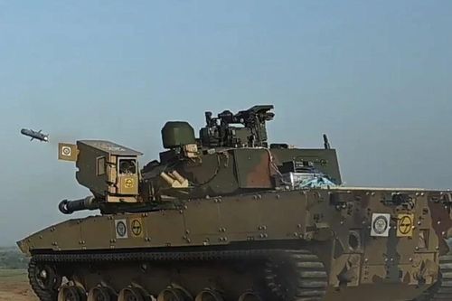 Xe tăng hạng nhẹ Zorawar cực kỳ đáng sợ nhờ tên lửa Nag Mk II