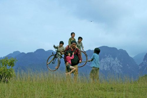 Cha cõng Con - khúc hát ru của tình phụ tử được khán giả kêu gọi trở lại Rạp