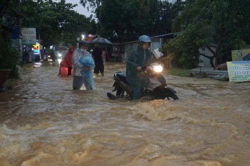 Đà Nẵng cảnh báo mưa lớn, nguy cơ ngập lụt tại nhiều khu vực