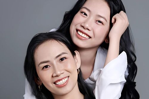 'Buông tay' khi con gái 15 tuổi, người mẹ TPHCM xúc động nhận cuộc gọi từ Mỹ