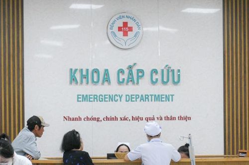 Cấp cứu người phụ nữ trẻ quên thiết bị y tế trong cơ thể do quá bận