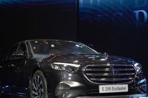 Đánh giá Mercedes-Benz E 200 Exclusive W214 tại Việt Nam