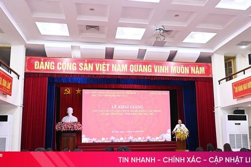 Phát huy truyền thống 80 năm, nỗ lực đổi mới vì sự nghiệp đào tạo cán bộ