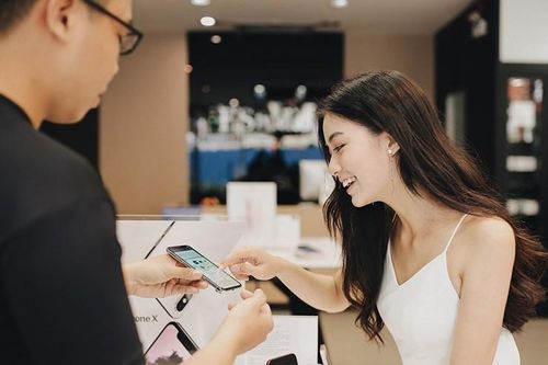 Những mẫu iPhone nên tránh xa, trừ khi chỉ dùng để 'nghe, gọi'