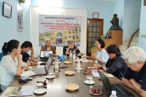 TP.HCM cần làm gì để bảo tồn, phát huy giá trị khu Nhà Bưu điện trung tâm?