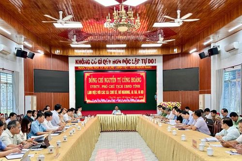 Đội ngũ cán bộ phải có bản lĩnh, có tư duy, đạo đức, có trách nhiệm với công vụ