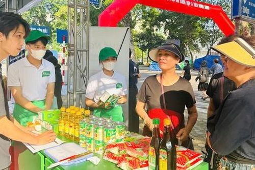 Lan tỏa lối sống mới từ thông điệp 'Phụ nữ nói không với thực phẩm không an toàn'