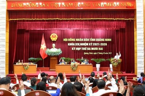 Kỳ họp thứ 32, Hội đồng Nhân dân tỉnh Quảng Ninh Khóa XIV: Trao quyền tự chủ, tạo động lực phát triển cho cấp xã