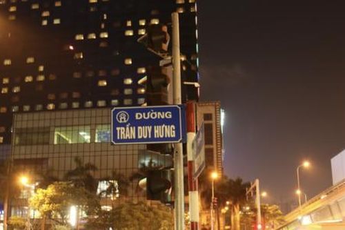Từ 'phố nghỉ' thành phố kim cương, giá đất tại phố Trần Duy Hưng chạm 1 tỷ đồng/m2