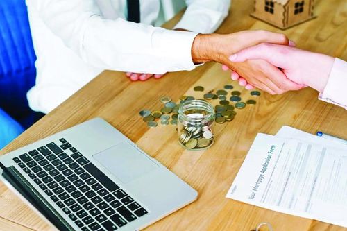 Phát triển thị trường cho vay ngang hàng: Chậm mà chắc