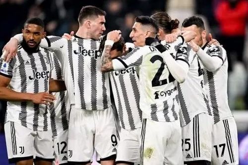 UEFA điều tra sai phạm của CLB Juventus