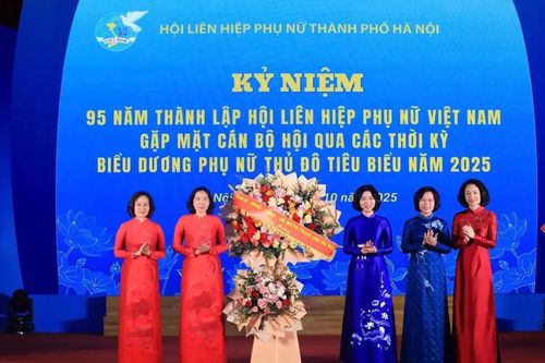 Biểu dương phụ nữ Thủ đô tiêu biểu năm 2025