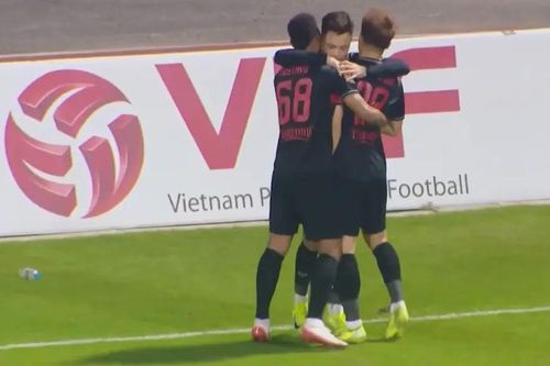 Chuyển động trước vòng 7 LPBank V-League