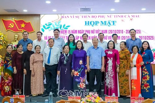 Phụ nữ phát huy truyền thống 'Anh hùng, bất khuất, trung hậu, đảm đang'