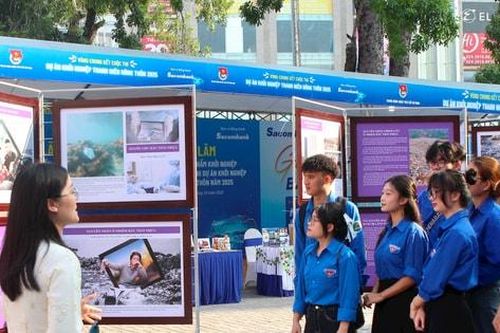Tuyên truyền phòng, chống rác thải nhựa thông qua ảnh, tư liệu